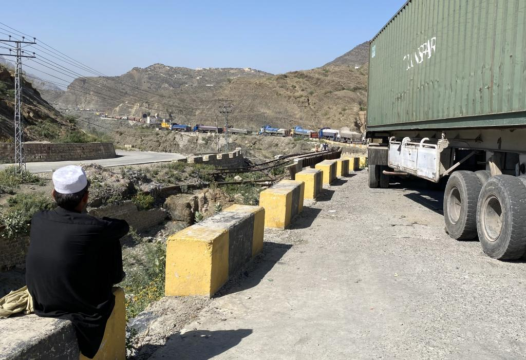 边境冲突后,巴基斯坦与阿富汗实施临时停火