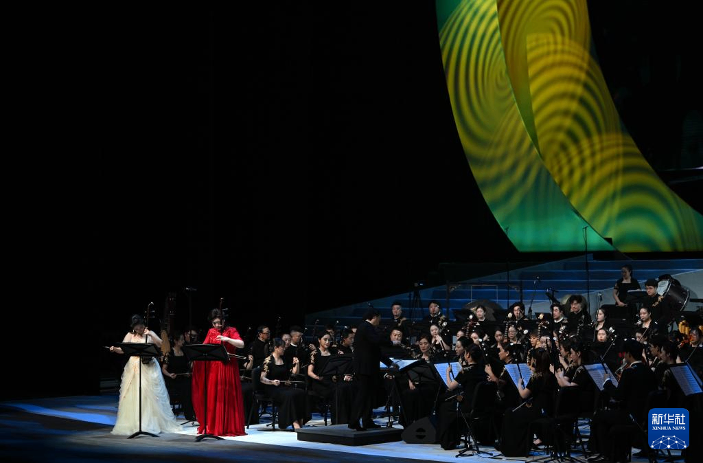 第十一届丝绸之路国际艺术节在西安开幕