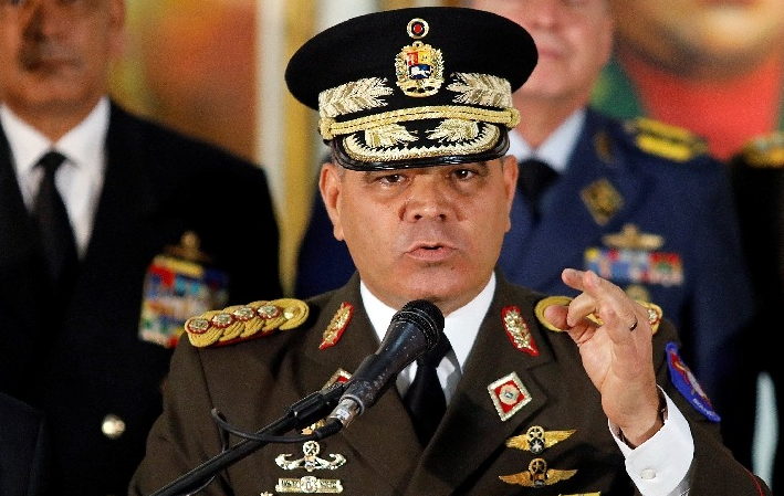 外媒:委内瑞拉防长称委军队是哥伦比亚“后盾”