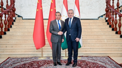 中国和塔吉克斯坦外长首次战略对话在杜尚别成功举行