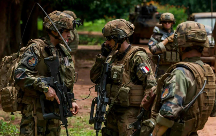 法国欲设立&ldquo;志愿兵役&rdquo;制度